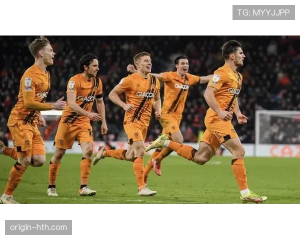 赫尔城夏窗引援焕新阵容，强势备战新赛季再攀高峰