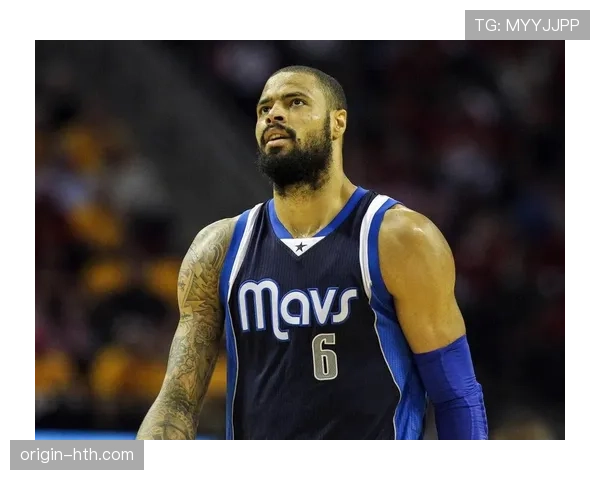 泰森·钱德勒无球掩护制造错位，提升内线终结效率