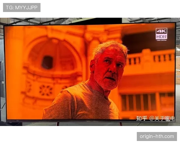 李诗沣拎着一堆名牌袋出来那一刻，我默默把自己的购物车清空了